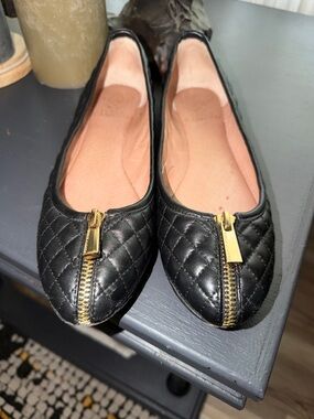Vince Camuto Black Quilted Ballet Flats with Gold Zip
